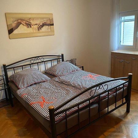 Apartmani Area Doma Trogir Luaran gambar